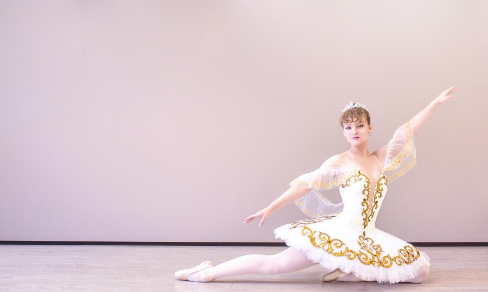 5 Bài Tập Khởi Động Không Thể Thiếu Cho Ballet