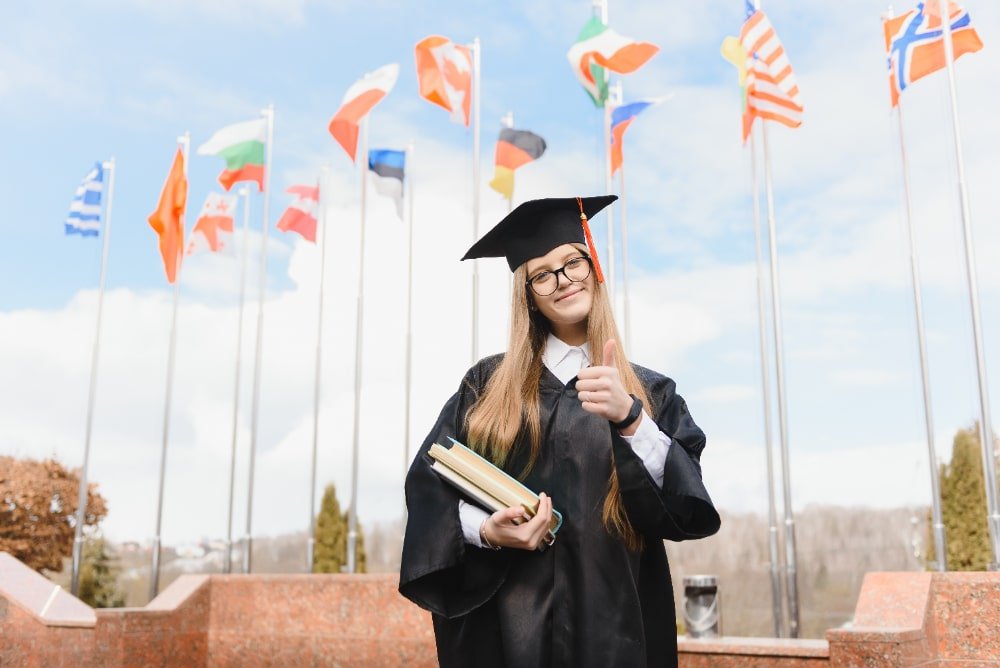 Tiếng Ý trong Văn Hóa và Nghệ Thuật: Khám Phá Qua Lăng Kính Người Việt